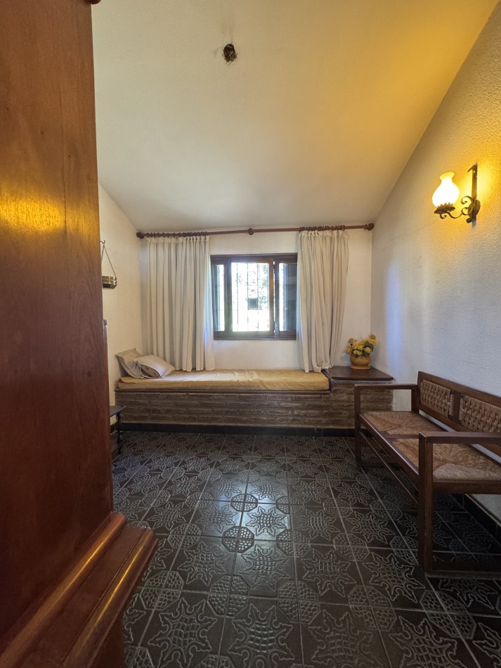 CASA CON BAJADA AL LAGO EN VILLA GUADALUPE