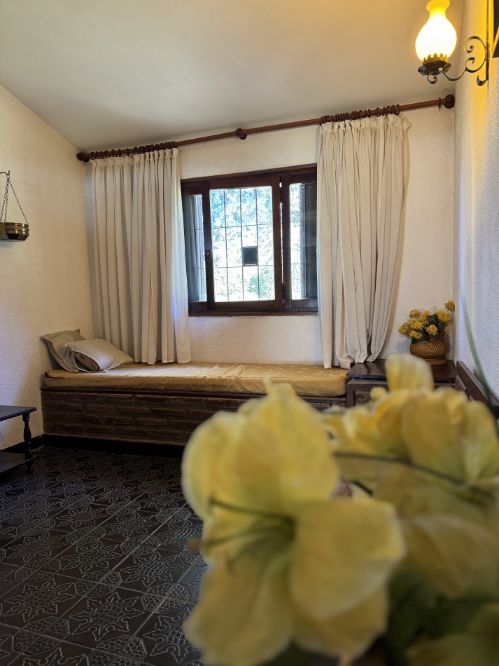 CASA CON BAJADA AL LAGO EN VILLA GUADALUPE