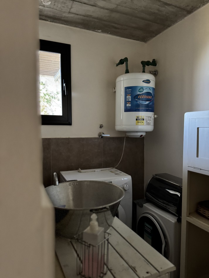 CASA EN VILLA NATURALEZA CON IMEJORABLE VISTA