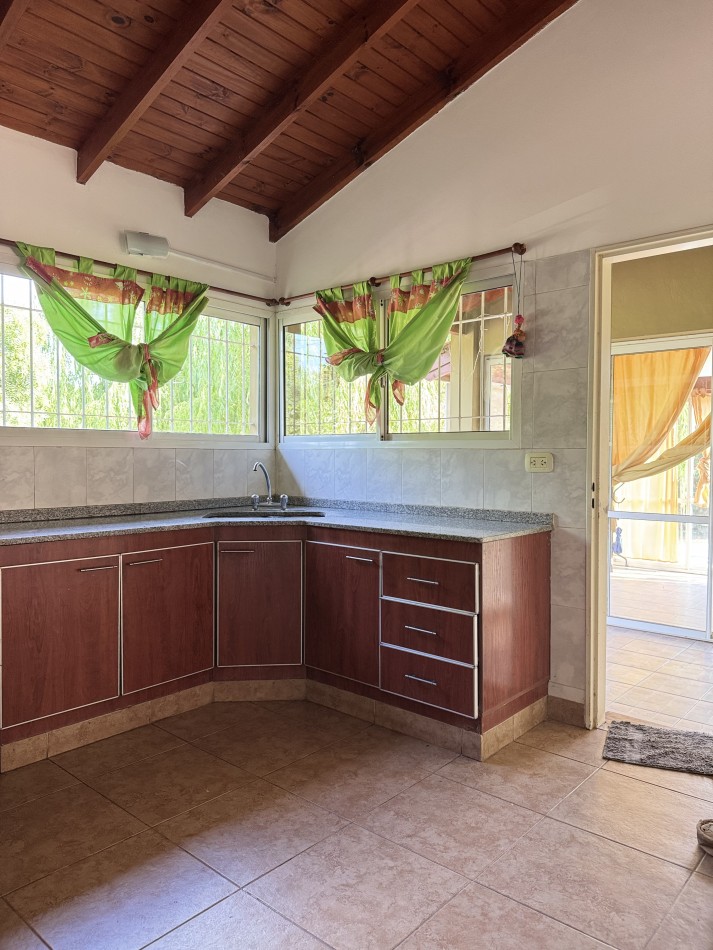 CASA EN VILLA RUMIPAL