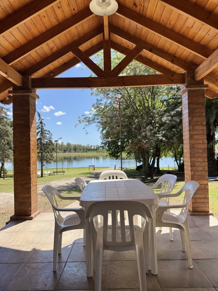 PH CON BAJADA DIRECTA AL LAGO