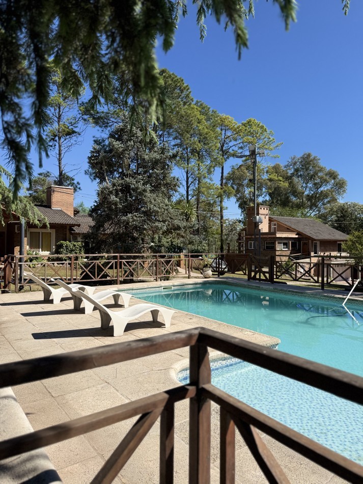 PH CON BAJADA DIRECTA AL LAGO