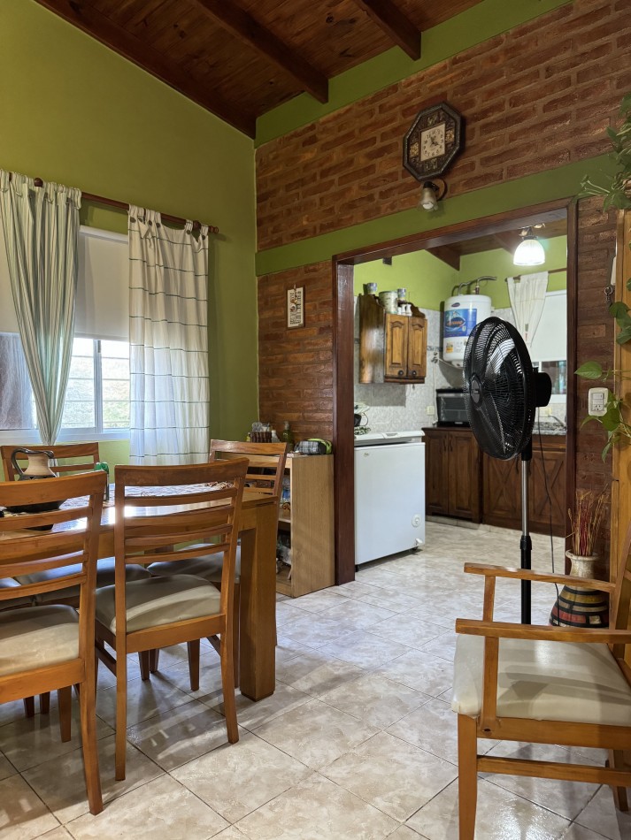 CASA DE GRAN LOTE EN VILLA DEL DIQUE! 