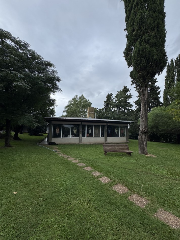 Gran propiedad en Villa Rumipal