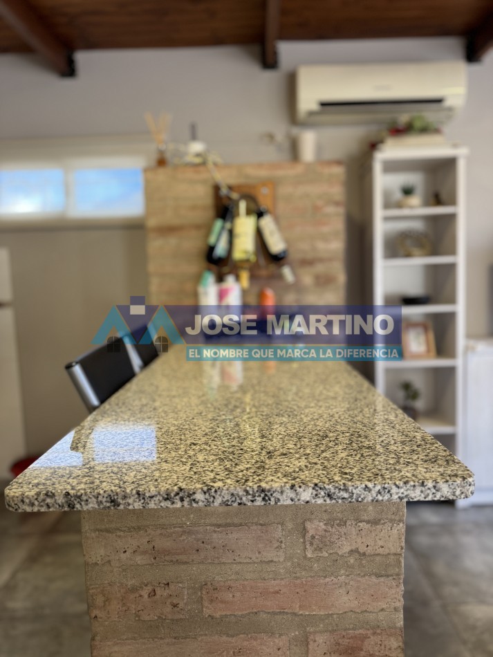 HERMOSA CASA EN VILLA DEL DIQUE