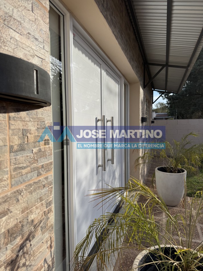 HERMOSA CASA EN VILLA DEL DIQUE