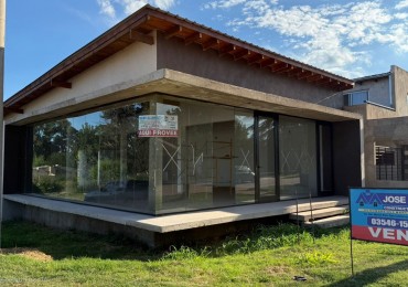 LOCAL EN VENTA EN VILLA DEL DIQUE 